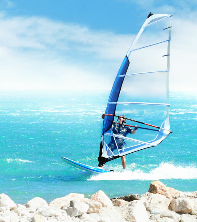 Jetez-vous à l’eau avec un champion de windsurf